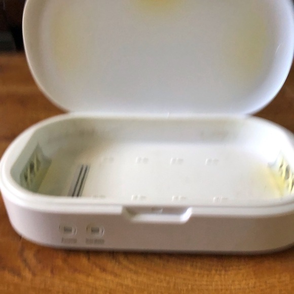 PhoneSpa Ultra Violet phone sanitizer - Picture 5 of 7